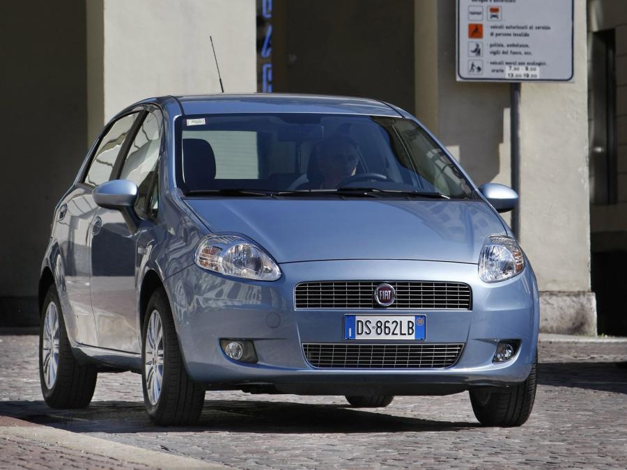  Fiat Grande Punto Natural Power 2008 года  (фото 27 из 56)